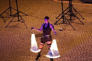 Atemberaubendes Feuerspektakel auf dem T&ouml;pfermarkt in Bad Langensalza 