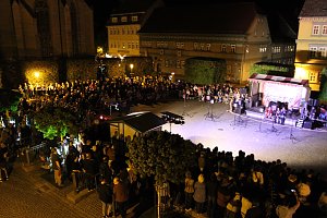 Atemberaubendes Feuerspektakel auf dem T&ouml;pfermarkt in Bad Langensalza