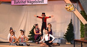 "Es f&auml;hrt kein Zug nach irgendwo" im Bauerntheater N&auml;gelstedt