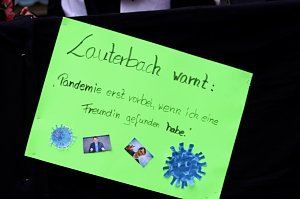 ZUm Karnevalsumzug zog es viele Jecken in die Stadt Bad Langensalza