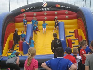 VR Bank Sporttag im Stadion der Freundschaft