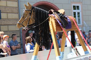 Fr&ouml;hliche Stimmung beim 210 Brunnenfest in Bad Langensalza