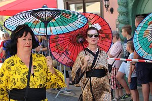 Fr&ouml;hliche Stimmung beim 210 Brunnenfest in Bad Langensalza