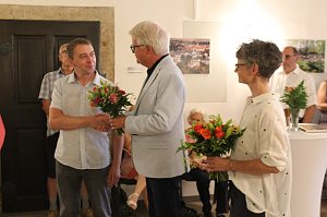 Vernissage zu "Impressionen aus den Partnerst&auml;dten"