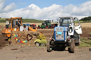 Trecker-Treffen in Badra