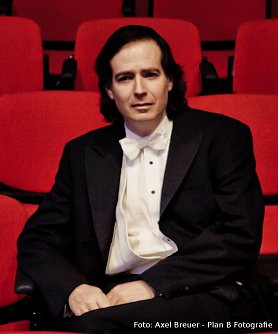 Meisterpianist Menachem Har-Zahav gastiert mit Piano Classics im Friederikenschl&ouml;sschen in Bad Langensalza. (Foto: Axel Breuer � Plan B Fotografie)