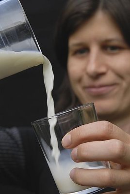 Milch (Foto: IG)