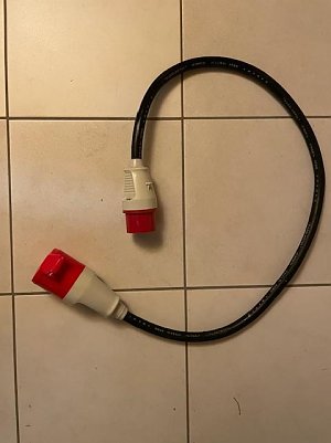 Adapterkabel 32 A auf 16 A (Foto: )