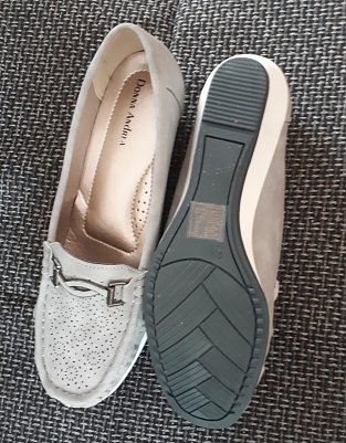 Damenschuhe (Foto: )