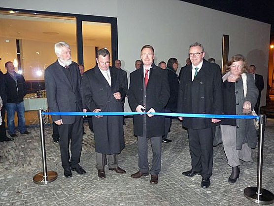 Feierliche Er&ouml;ffnung (Foto: Karl-Heinz Herrmann)