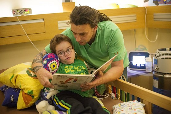 Pflege im Kinder- und Jugendhospiz Mitteldeutschland.  (Foto: Foto: Guido Werner)