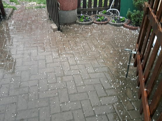 Schweres Unwetter &uuml;ber Sondershausen (Foto: Karl-Heinz Herrmann)