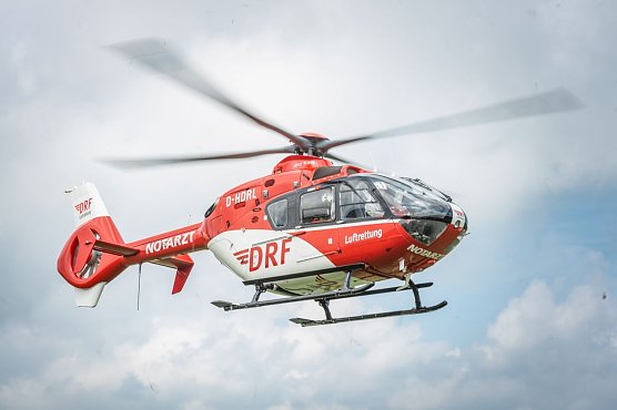EC 135 im Flug (Foto: DRF Luftrettung)