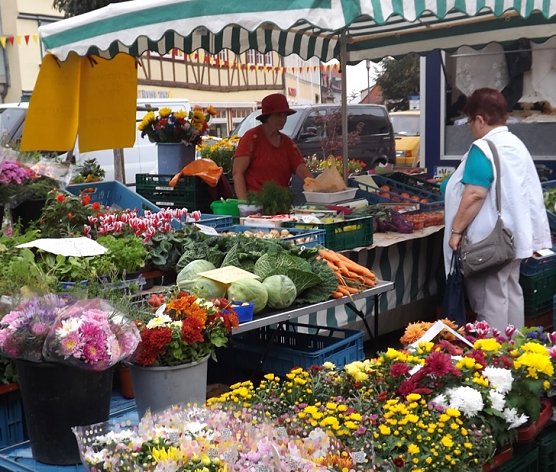 Markt der regionalen Produkte (Foto: Stadtverwaltung M&uuml;hlhausen)