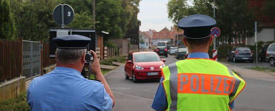 Schulwegskontrolle in Nordhausen (Foto: Angelo Glashagel)
