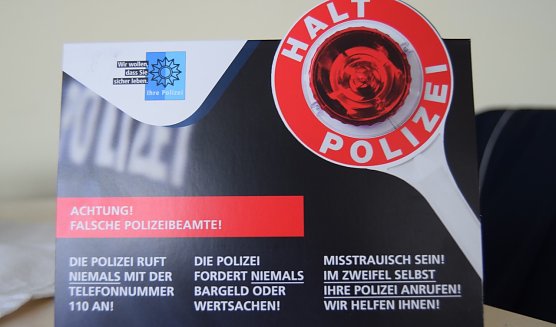 Aufsteller (Foto: PI NDH) Aufsteller (Foto: PI NDH)