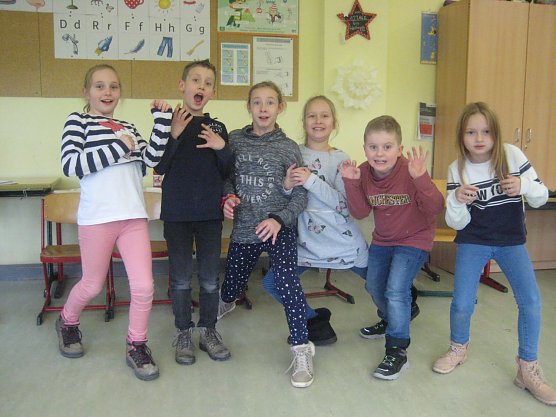 Lernen am anderen Ort - zum Beispiel im Theater (Foto: Anna Elise Müller) Lernen am anderen Ort - zum Beispiel im Theater (Foto: Anna Elise Müller)