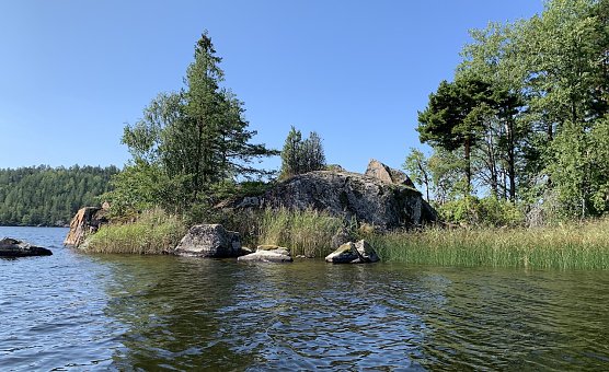 Sommerlicher See in S&uuml;dschweden (Foto: oas)