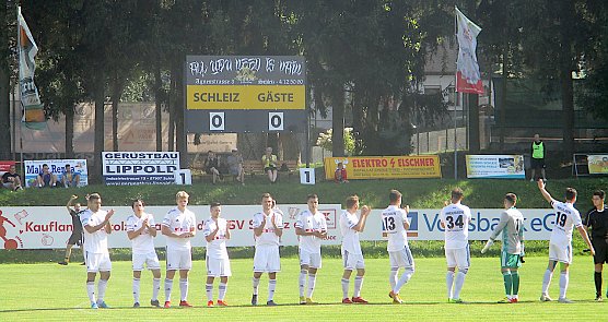 Die Preu&szlig;en mit der j&uuml;ngsten Abwehr ihrer Vereinsgeschichte vor der Partie (Foto: M.Fromm)