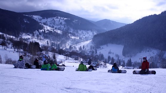 Skifreizeit der Kreissportjugend (Foto: KSB ) Skifreizeit der Kreissportjugend (Foto: KSB )
