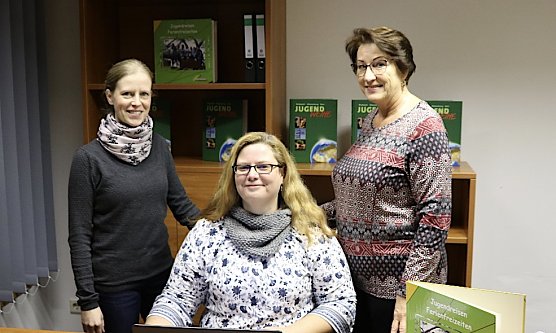 v.l.n.r.: Alena Tittelbach, Doreen Vorreiter und Monika Ortmann (Foto: Jugendweihe Westth&uuml;ringen )