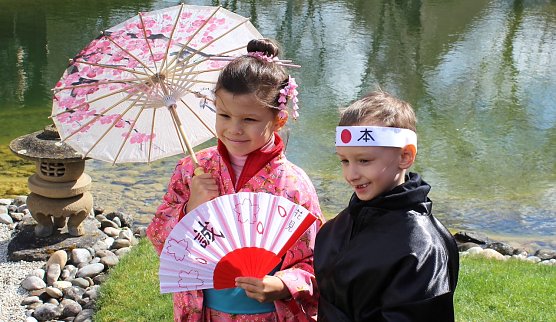 Neue Majest&auml;ten: Sakura Leyenna XIII. und Samurai Marvin XII. (Foto: oas)