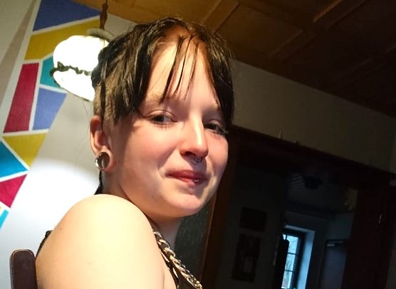 Samantha Selz aus M&uuml;hlhausen wird vermisst (Foto: Polizei)