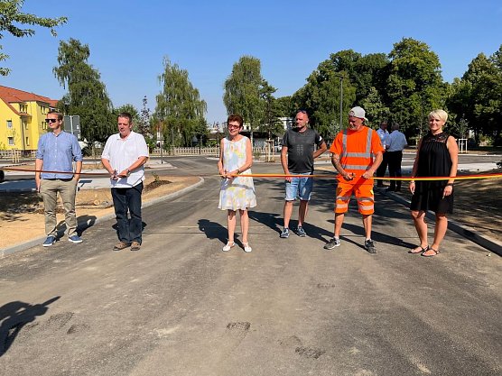 Der neue Parkplatz an der Heyer&ouml;der Landstra&szlig;e in M&uuml;hlhausen ist freigegeben    (Foto: Stadtverwaltung M&uuml;hlhausen)