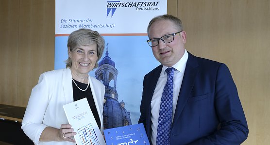 Professor Dr. Karola Wille, Intendantin des Mitteldeutschen Rundfunks (MDR) und Dr. Dirk Schr&ouml;ter, Vorsitzender Landesverband Sachsen im Wirtschaftsrat der CDU  (Foto: Karsten Seifert)
