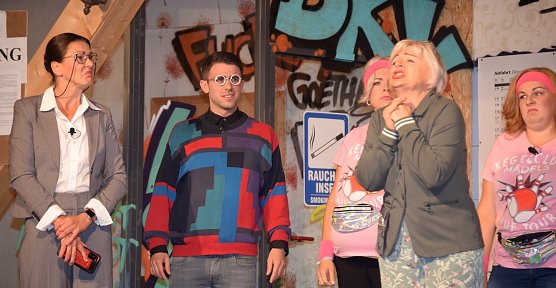 Ein ordentliches Chaos herrscht auf dem Bahnhof von N&auml;gelstedt, wo kein Zug nach irgendwo abgeht. (Foto: Christopher J&auml;ckle )