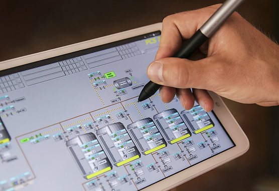 Anlagensteuerung per Tablet (Foto: NGG) Anlagensteuerung per Tablet (Foto: NGG)