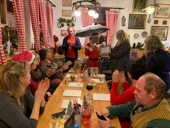 Auszeichnung für Mary Fischer (Foto: Cassandra Kosiol) Auszeichnung für Mary Fischer (Foto: Cassandra Kosiol)