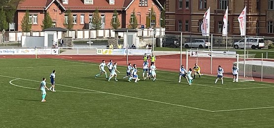 Getümmel im Neustädter Strafraum: Am Ende gelang den Preußen aber kein Siegtreffer mehr (Foto: oas) Getümmel im Neustädter Strafraum: Am Ende gelang den Preußen aber kein Siegtreffer mehr (Foto: oas)