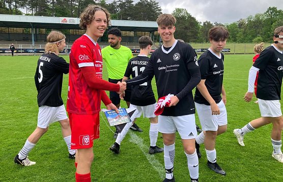 Viele pers&ouml;nliche und freundschaftliche Begegnungen pr&auml;gten das Pfingstwochenende in Chaumont (Foto: FSV Preu&szlig;en)