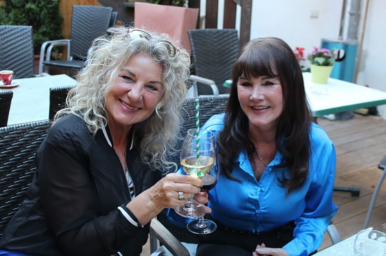 Eröffnungsfeier des Punjabi Bad´sha am Kornmarkt in Bad Langensalza (Foto: Eva Maria Wiegand) Eröffnungsfeier des Punjabi Bad´sha am Kornmarkt in Bad Langensalza (Foto: Eva Maria Wiegand)