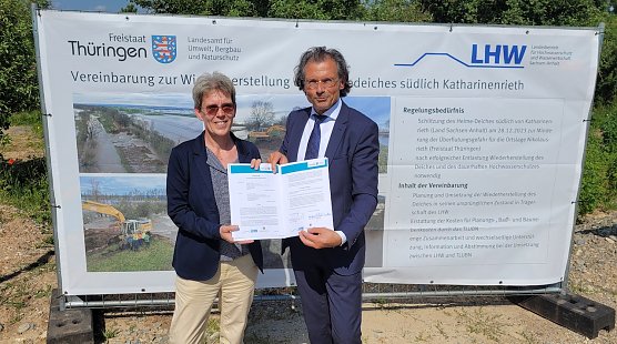Vereinbarung zur Deichsanierung unterzeichnet (Foto: Nils Fr&ouml;hlich)