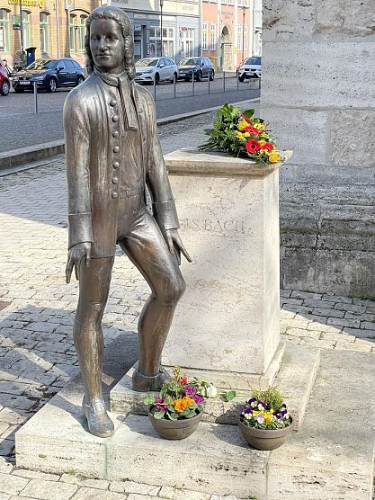 Das Bach-Denkmal in M&uuml;hlhausen (Foto: Stadt M&uuml;hlhausen)