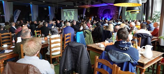 Blick in den Burghof (Foto: nnz)