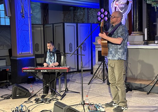 Rachel Walker und Aaron Jones gestern Abend in der Konzertkirche (Foto: oas)