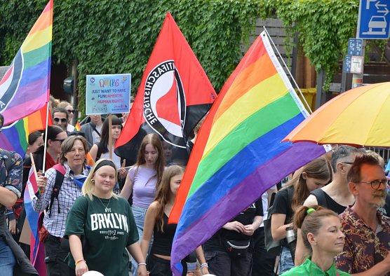 CSD-Teilnehmer in Mühlhausen (Foto: S.Gämkow) CSD-Teilnehmer in Mühlhausen (Foto: S.Gämkow)