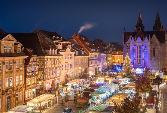 Adventszeit auf dem Weihnachtsmarkt in M&uuml;hlhausen (Foto:  Tino Sieland &copy; Stadt M&uuml;hlhausen)