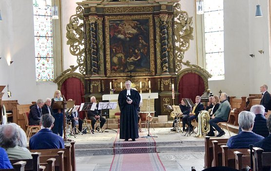 Festgottesdienst zum 80-jährigen Jubiläum des Posaunenchors (Foto: Eva Maria Wiegand) Festgottesdienst zum 80-jährigen Jubiläum des Posaunenchors (Foto: Eva Maria Wiegand)
