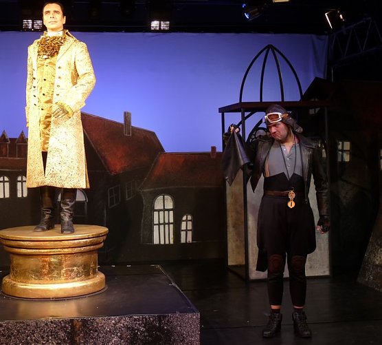 Der Prinz ist gelandet (Foto: Theater Nordhausen) Der Prinz ist gelandet (Foto: Theater Nordhausen)