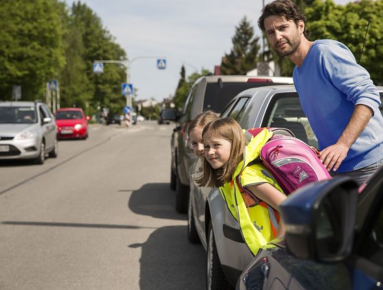 Bild: Sicher auf dem Schulweg unterwegs