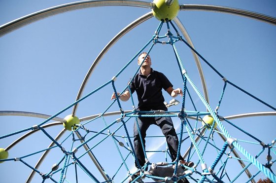 Bild: Spielplatz wird &uuml;berpr&uuml;ft