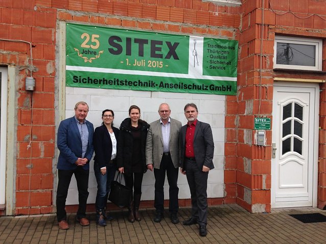 Bild: (v. l.) Gerald Fernschild, Nadine H&ouml;lzel, Anja Grabe, J&uuml;rgen Eisfeld, Harald Zanker