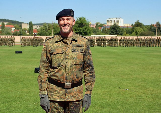 Bild: Bei Appell in Sondershausen Kommando &uuml;ber geben