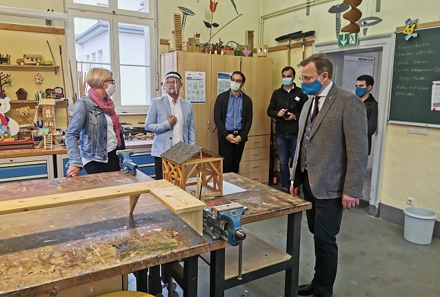 Bild: Ministerpr&auml;sident Bodo Ramelow besucht MGH Geschwister Scholl M&uuml;hlhausen