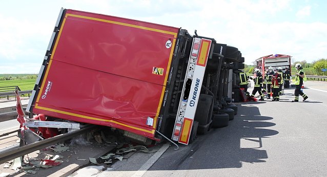 Bild: LKW-Unfall auf der Autobahn