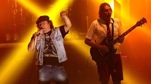 Bild: Ausgefeilte Show, perfekter Cover-Rock: AC/DX
